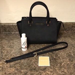 Authentic Michael Kors!